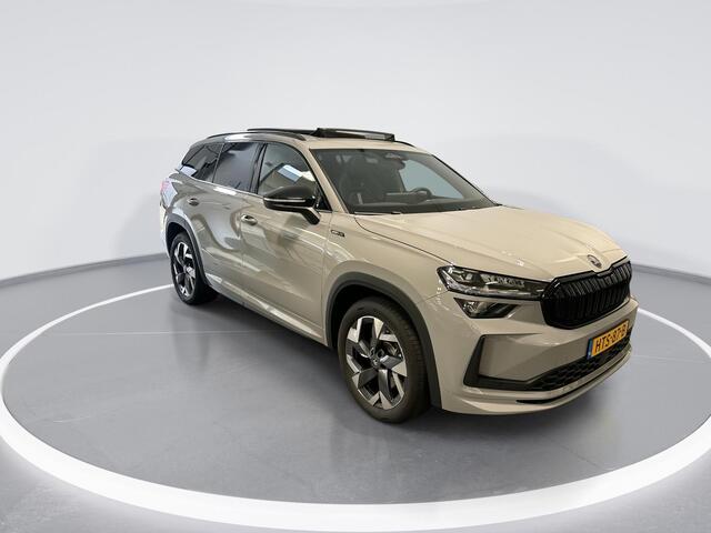 Skoda Kodiaq 1.5 TSI 204pk DSG PHEV Sportline Business · Panoramadak · Camera · Apple/Android Car Play · Keyless · Matrix LED · 19'' Inch · Garantie t/m 01-07-2029 of 100.000km