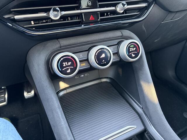 Skoda Kodiaq 1.5 TSi 204 Pk Automaat PHEV Sportline Business | Panoramadak | Trekhaak | Stoel Verwarming | Canton Audio | Carplay | Elektrische Achterklep | 20 Inch | 17.782 Km!