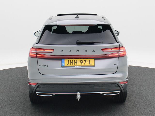 Skoda Kodiaq 1.5 TSi 204 Pk Automaat PHEV Sportline Business | Panoramadak | Elektrische Stoelen met Geheugen | Canton Audio | Trekhaak | CarPlay | LED | 20 Inch | 14 Km!!