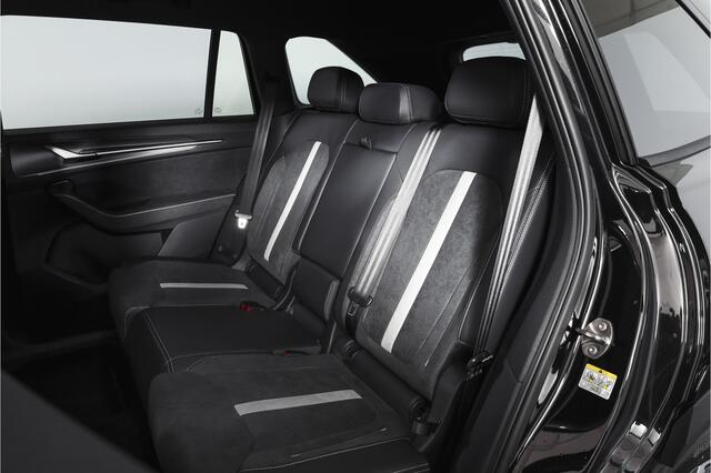 Skoda Kodiaq 1.5 TSI PHEV Sportline Business | DCC+ | Elek. Trekhaak | Dig. Cockpit | Adapt Cruise | Memory | Winterpakket | Camera | NAV + App. Connect | ECC | DAB | Elek. Klep | LM 20" | 3559