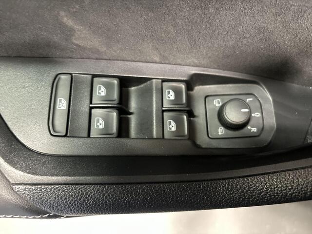 Skoda Kodiaq 1.5 TSI 150pk DSG Sportline Business 7p. · Camera · Elek. Trekhaak · Apple/Android Car Play · Elek. bestuurdersstoel · Elek. Achterklep · Keyless · 19'' Inch · Garantie t/m 04-06-2027 of 100.000km