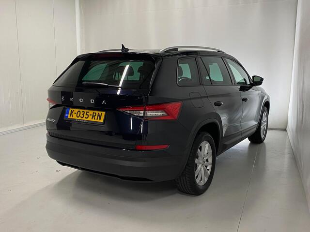 Skoda Kodiaq 1.5 TSI Business Edition Sport stoelen Canton Sound Trekhaak Camera Leer Privacy Glass Keyless Entry/Start 18 Inch