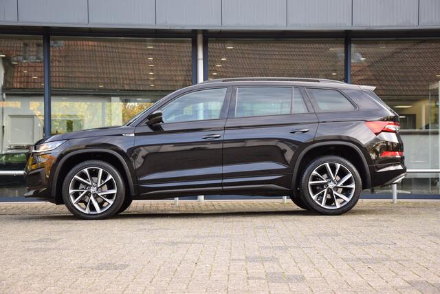 Skoda Kodiaq 1.5 TSI 150PK Sportline Business 7p / 7 Persoons DSG Automaat | BOVAG Garantie | Org. NL | Trekhaak | Panoramadak | Cruise control adaptief | 20'' Velgen | Camera | Virtual Cockpit |
