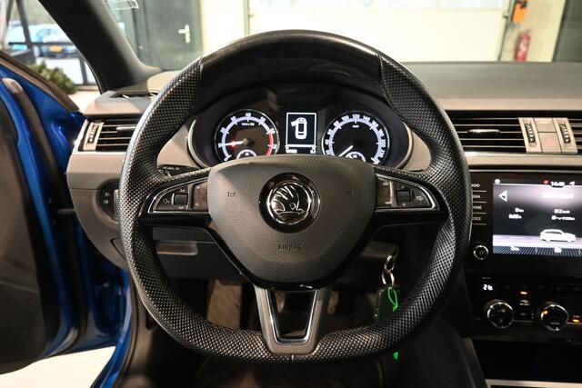 Skoda OCTAVIA Combi 1.0 TSI Greentech Sport Business Ecc Navigatie Stoelverwarming Rijklaarprijs Inruil Mogelijk!