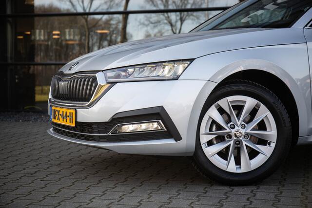 Skoda OCTAVIA Combi 1.5 e-TSI Business Edition , Adap. cruise, Virtual cockpit, Carplay,