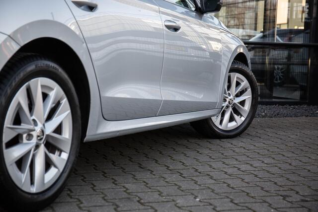 Skoda OCTAVIA Combi 1.5 e-TSI Business Edition , Adap. cruise, Virtual cockpit, Carplay,