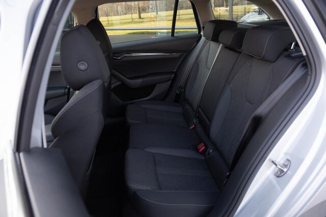 Skoda OCTAVIA Combi 1.5 e-TSI Business Edition , Adap. cruise, Virtual cockpit, Carplay,