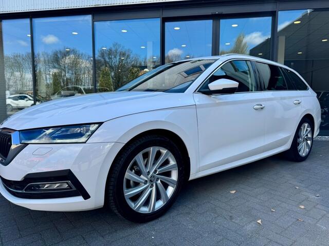 Skoda OCTAVIA 1.5 TSI First Ed. Nw. Model,Crystal LED,Virtual,Lane Ass.,Carpla