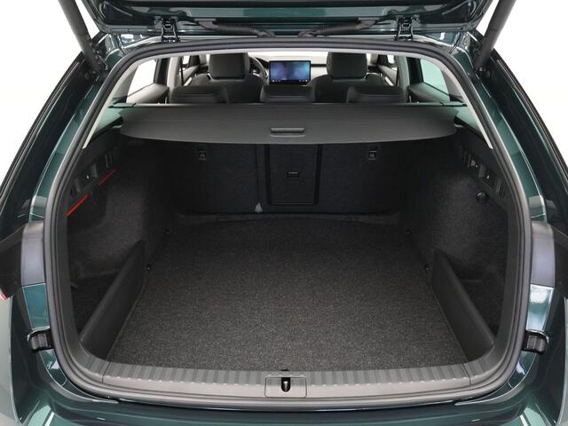 Skoda OCTAVIA Combi 1.5 TSI MHEV Business Edition Plus * *DEMO VOORDEEL*