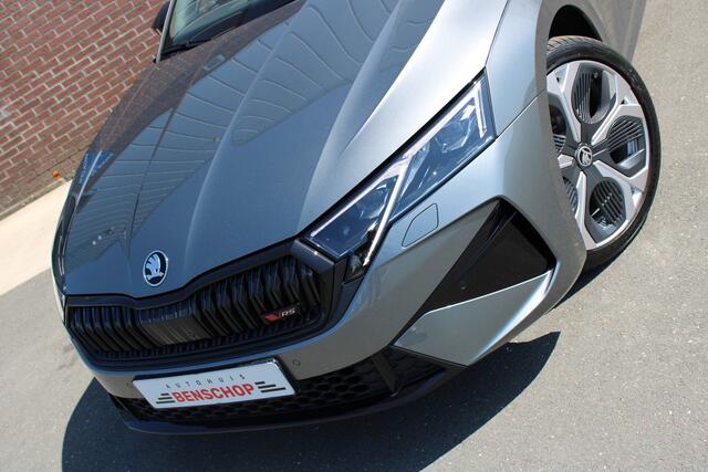 Skoda OCTAVIA Combi 2.0 RS 265PK DSG |PANO-DAK|CANTON|TREKHAAK|ACC|360-CAMERA|NAVI|