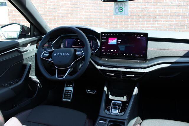 Skoda OCTAVIA Combi 2.0 RS 265PK DSG |PANO-DAK|CANTON|TREKHAAK|ACC|360-CAMERA|NAVI|