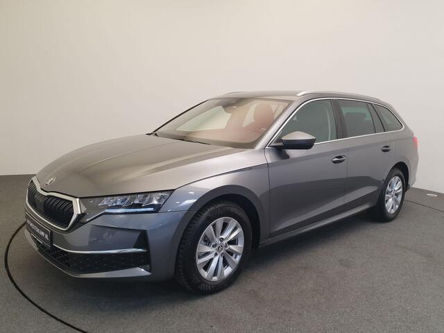 Skoda OCTAVIA Combi 1.5 TSI MHEV 115pk DSG/AUT Business Edition Camera, Winterpakket, Keyless