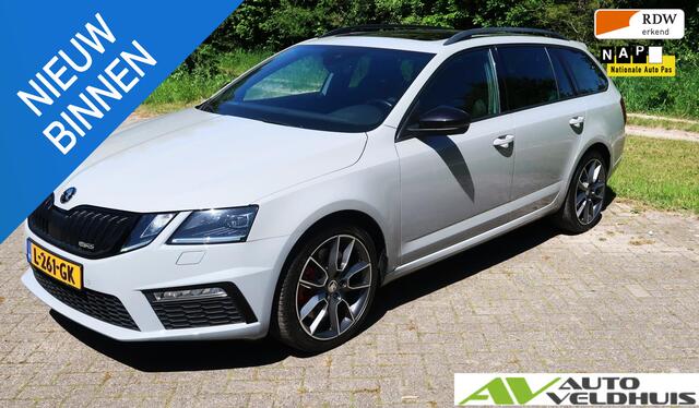 Skoda OCTAVIA Combi 2.0 TSI RS 245 Business VRS PANO-DAK/TREKHAAK/CAMERA/STOELVER/