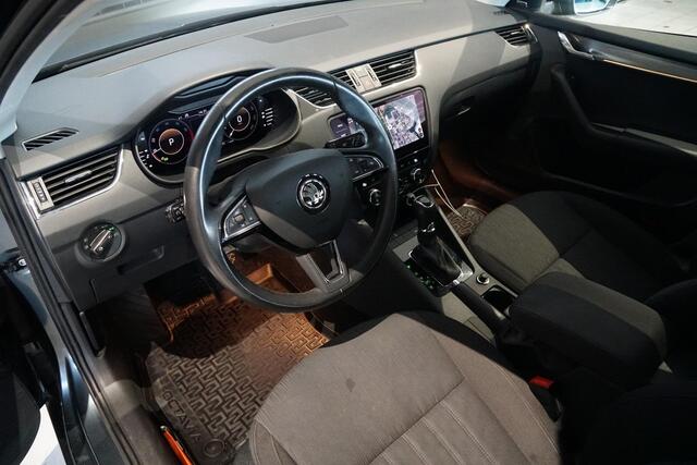 Skoda OCTAVIA Combi 1.5 TSI Greentech Business Edition Plus AUT. + VIRTUAL COCKPIT / TREKHAAK /