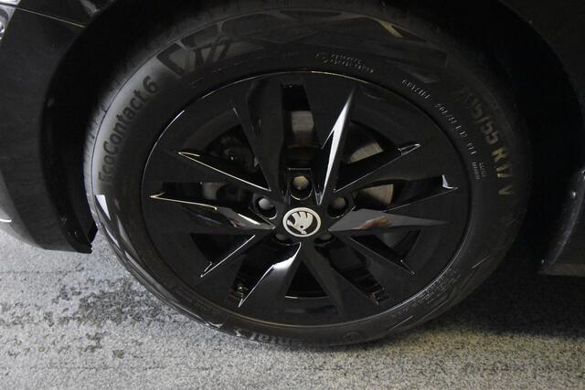 Skoda OCTAVIA Combi 1.5 e-TSI Sport Business , TREKHAAK , VIRTUAL COCKPIET , ZW HEMEL , LED KOPL ,