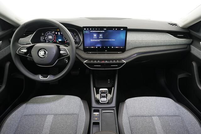 Skoda OCTAVIA Combi 1.5 TSI MHEV Business Edition Plus