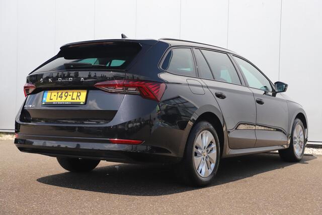 Skoda OCTAVIA Combi 1.0 TSI Business Edition Virtual Navigatie Carplay Android Clima Cruise Sfeerverlichting LED Lane Assist 16 inch LMV