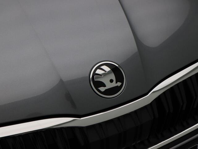 Skoda OCTAVIA Combi Business Edition Plus 1.5 TSI 115 PK | Automaat | Trekhaak | Stoelverwarming | Adaptive cruise control | Navigatie