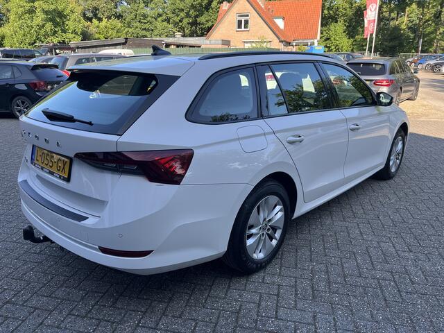 Skoda OCTAVIA Combi 1.0 TSI Business Edition Trekhaak