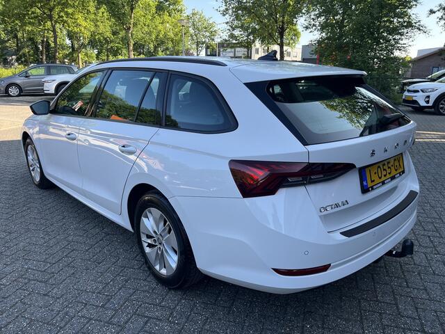 Skoda OCTAVIA Combi 1.0 TSI Business Edition Trekhaak