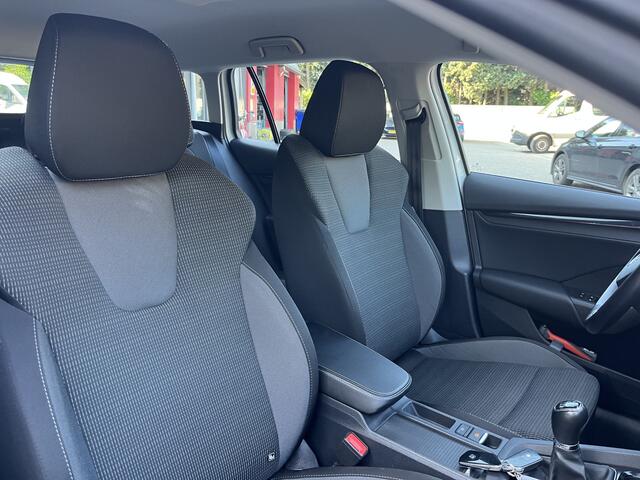 Skoda OCTAVIA Combi 1.0 TSI Business Edition Trekhaak