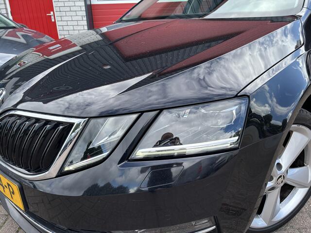 Skoda OCTAVIA Combi 1.5 TSI Greentech Style Business AUTOMAAT / RS-STOELEN / VIRTUAL / CANTON / KEYLESS / FULL LED / STOELVERW / NL-AUTO