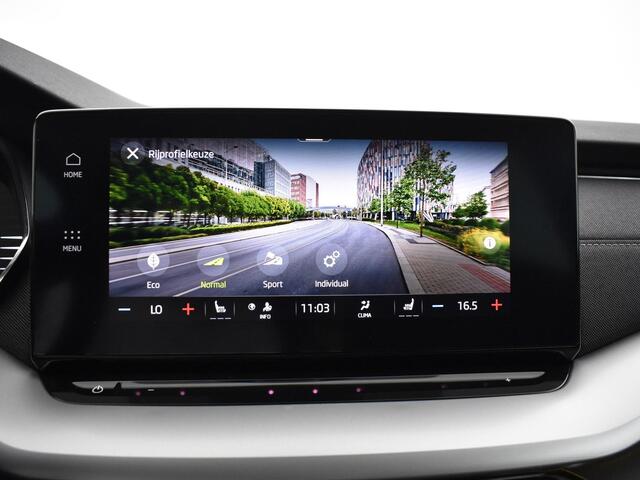 Skoda OCTAVIA Combi 1.0 e-Tsi 110pk DSG Business Edition Plus · Apple/Android Car Play · Navi · P-Sensoren · Sfeerverlichting · Elek. Achterklep · 17'' Inch · Garantie t/m 09-05-2027 of 100.000km