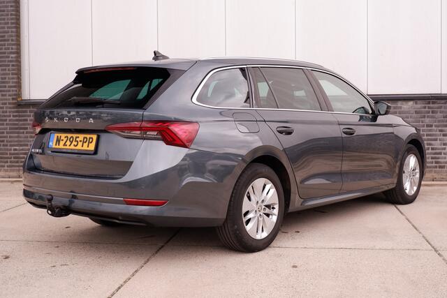 Skoda OCTAVIA Combi 1.0 TSI Business Edition Plus Elek. Trekhaak | Virtual Cockpit | LED | Navi | Carplay
