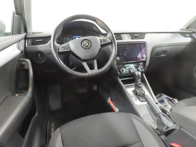 Skoda OCTAVIA Combi 1.0 TSI Greentech Ambition Business |1e eig!|Trekhaak|Carplay!