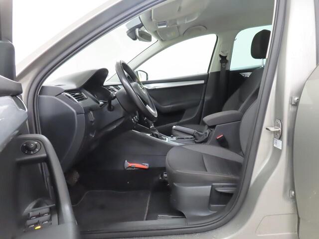 Skoda OCTAVIA Combi 1.0 TSI Greentech Ambition Business |1e eig!|Trekhaak|Carplay!