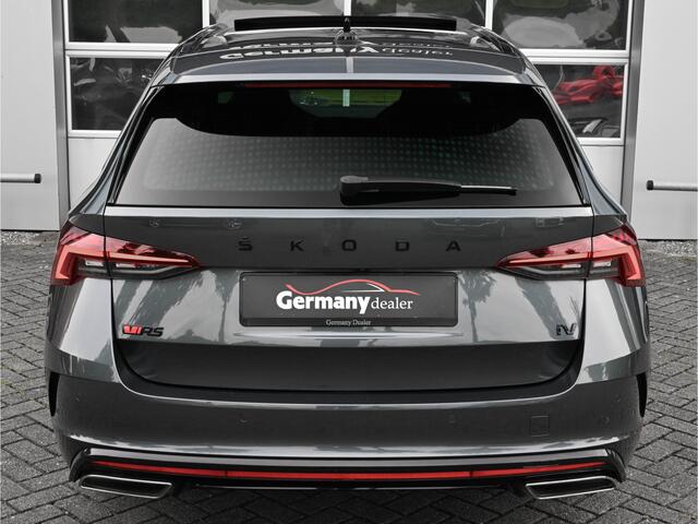 Skoda OCTAVIA Combi 1.4 TSI RS iV PHEV RS-Zetels Pano Head-Up Keyless Camera Carbon Uitlaat-Sound