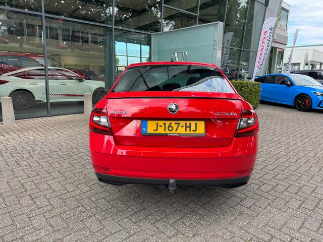 Skoda OCTAVIA 1.5 TSI Greentech Sport Business Automaat -All in rijklaarprijs | Trekhaak | Navi