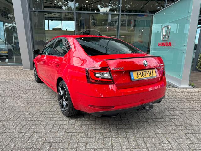 Skoda OCTAVIA 1.5 TSI Greentech Sport Business Automaat -All in rijklaarprijs | Trekhaak | Navi