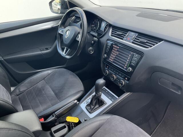 Skoda OCTAVIA Combi 1.4 TSI Style Xenon Aut Trekhaak Canton Stoelverw Carplay Voll.Onderhouden!