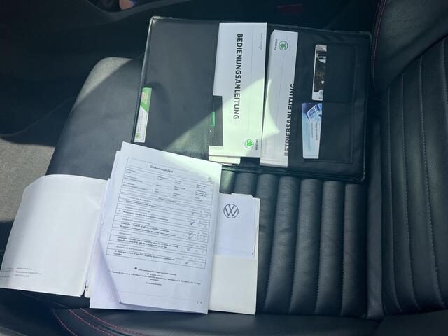 Skoda OCTAVIA Combi 2.0 TSI RS 230 | Memory Stoelen | Stoelverw. |