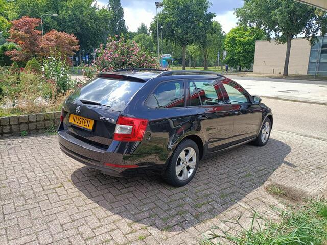 Skoda OCTAVIA Combi 1.0 TSI Soleil, Navi,Cruise,ClimateC