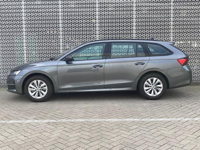 Skoda OCTAVIA Combi 1.5 TSI Edition Virtual Cockpit/PDC/App Connect