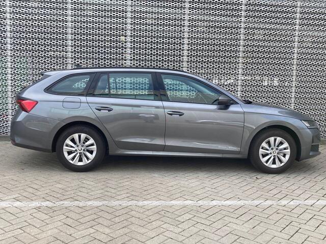 Skoda OCTAVIA Combi 1.5 TSI Edition Virtual Cockpit/PDC/App Connect