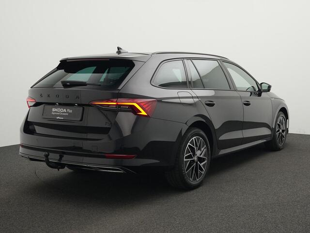 Skoda OCTAVIA Combi 1.4 TSI 204 pk DSG PHEV Sportline | Full LED Matrix | Trekhaak | Aadaptieve onderstelregeling (DCC) | CANTON sound | Side Assist | Stoelverwarming | Head-Up Display | 17 inch