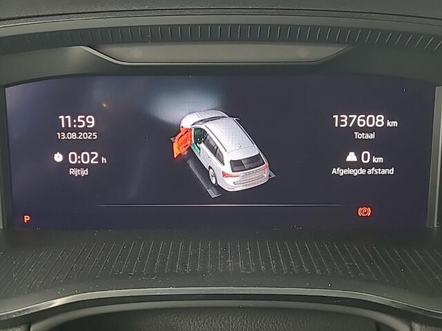 Skoda OCTAVIA Combi 1.0 e-TSI 110PK DSG Sport Business LED Climate control Sportstoelen Stuurverwarming 18" Velgen