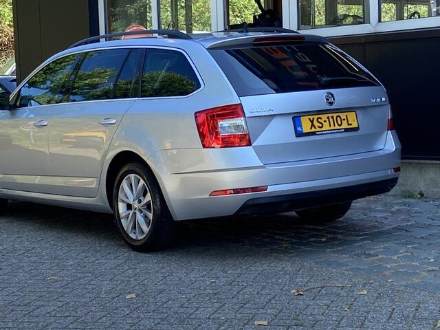 Skoda OCTAVIA 1.0 TSI 116PK Aut. Amb bns/Stoelverw/Half leer/Privacy glass/
