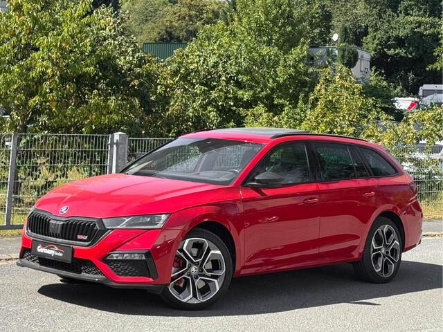 Skoda OCTAVIA Combi 1.4 TSI RS iV PHEV Pano Head-Up Canton Elektr. RS-Zetels ACC 19-Inch Keyless Side/Lane VOL!