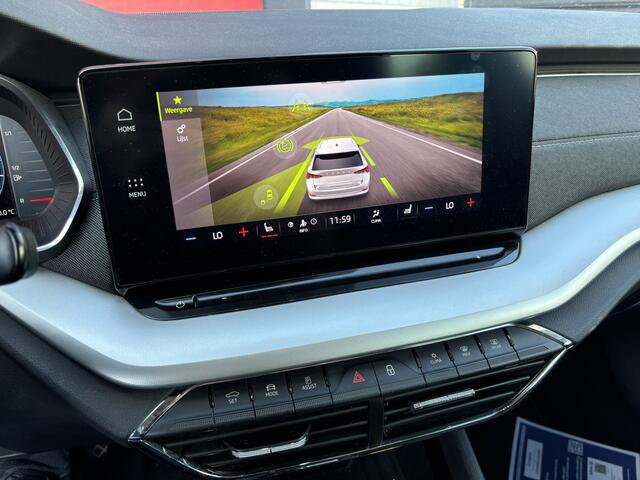 Skoda OCTAVIA Combi 1.5 e-TSI 150PK Business Edition Plus AUTOMAAT / HUD / VIRTUAL / STOELVERW / CAMERA / DAB+ / CARPLAY / CRUISE / PDC / FULL LED