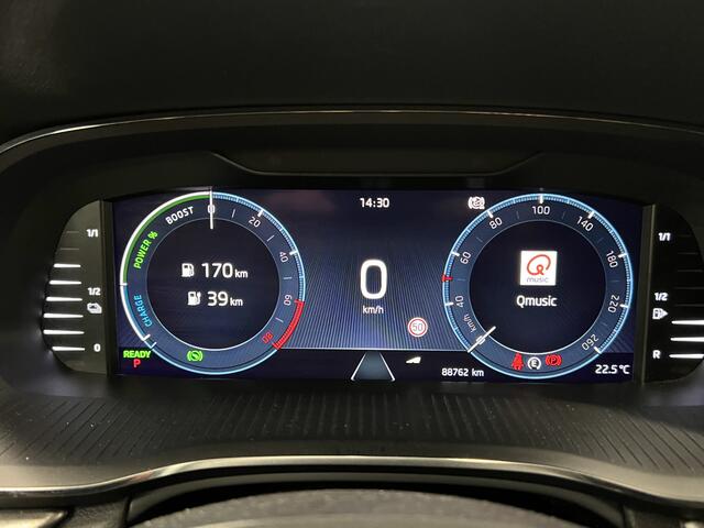 Skoda OCTAVIA Combi 1.4 TSI iV PHEV Business Edition | NAVIGATIE | KEYLESS | ACC | STOELVERWARMING | WINTERSET |