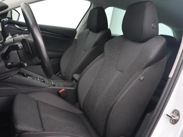 Skoda OCTAVIA Combi 1.4 TSI iV PHEV Business Edition | Cruisecontrol adapt | LED | Navigatie | Apple Carplay | 1e Eigenaar