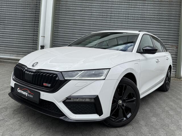 Skoda OCTAVIA Combi 1.4 TSI 245pk RS iV PHEV Business Pano Keyless Ambiente Verlichting Park Assist