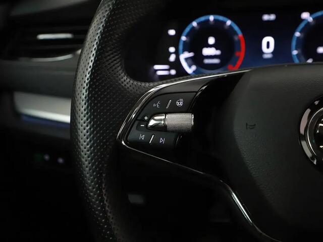 Skoda OCTAVIA Combi 1.0 TSI Business Edition Plus