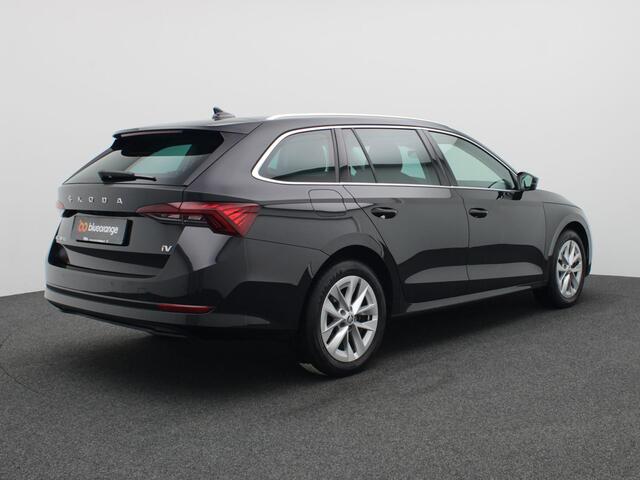 Skoda OCTAVIA Combi 1.4 TSI iV PHEV Business Edition 204PK DSG full led, adaptive cruise, side assist, elek. verstelbare voorstoel, stoelverwarming, 17" lichtmetaal
