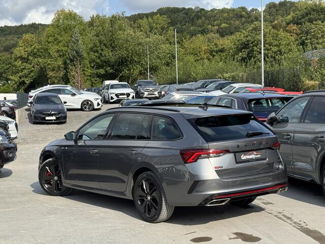 Skoda OCTAVIA Combi 1.4 TSI 245pk RS iV PHEV Business Pano Head-Up Adaptive Cruise Keyless Lane Assist