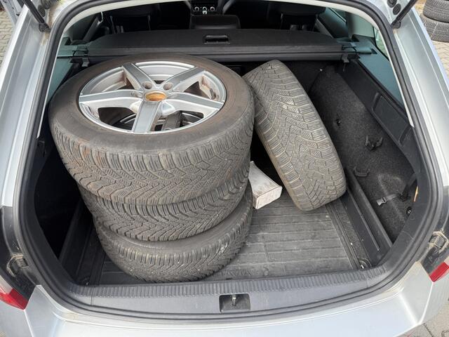 Skoda OCTAVIA Combi 1.0 TSI Greentech Ambition Business Bj 2018 Km 100.147 Navi,Clima,Pdc,Cruise